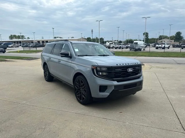 New 2027 Glacier Gray Metallic Tri-Coat Ford Platinum image 31