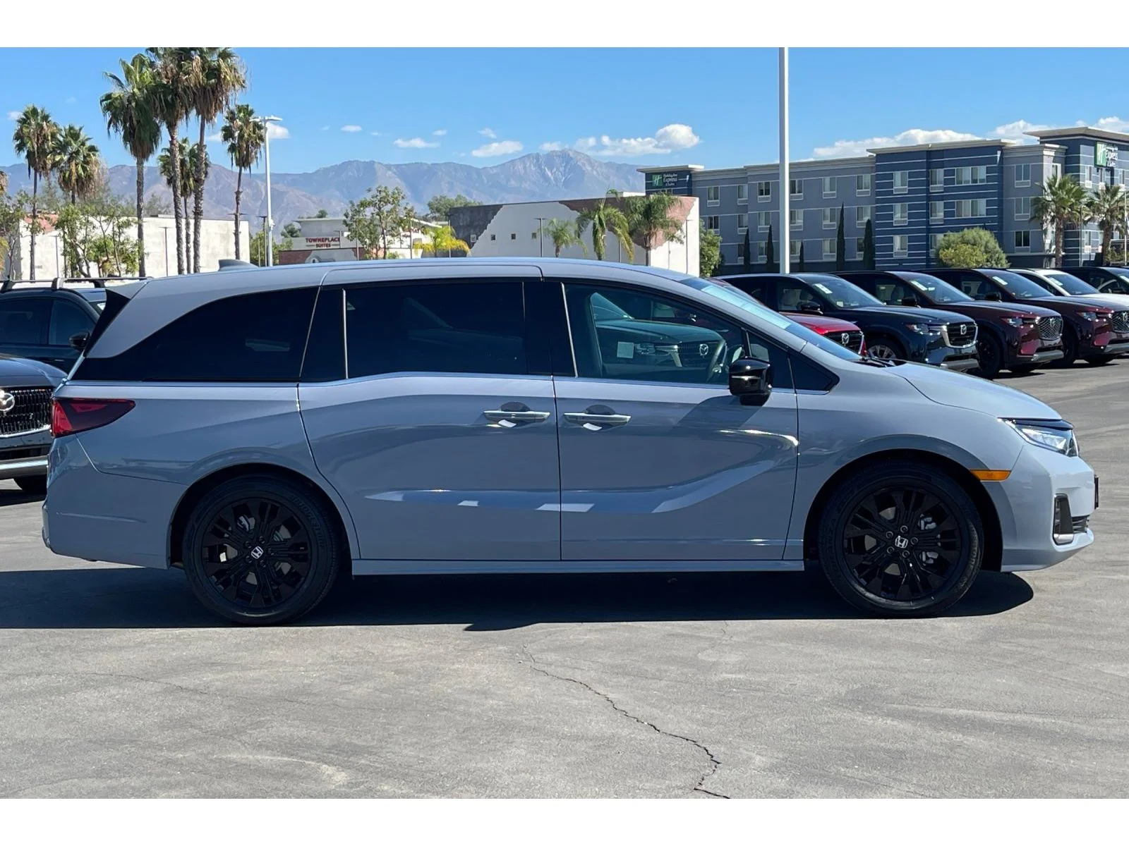 2026 Honda Odyssey Sport L - Photo 7