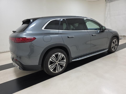 Used 2023 Gray Mercedes-Benz 450 image 2