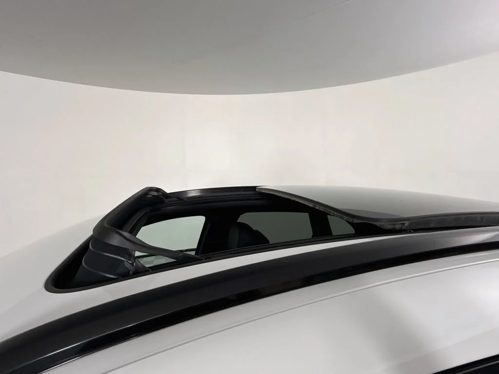 Certified Used 2023 White Porsche  image 22