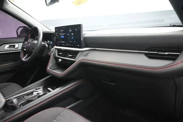 Certified Used 2025 Carbonized Gray Metallic Ford ST-Line image 32