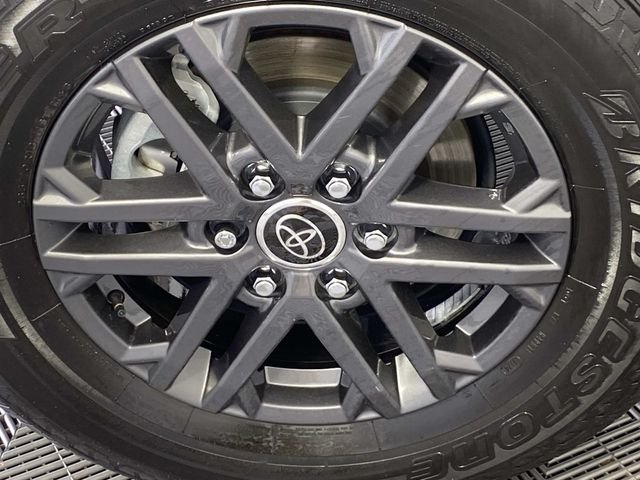 Used 2024 White Toyota SR5 image 28