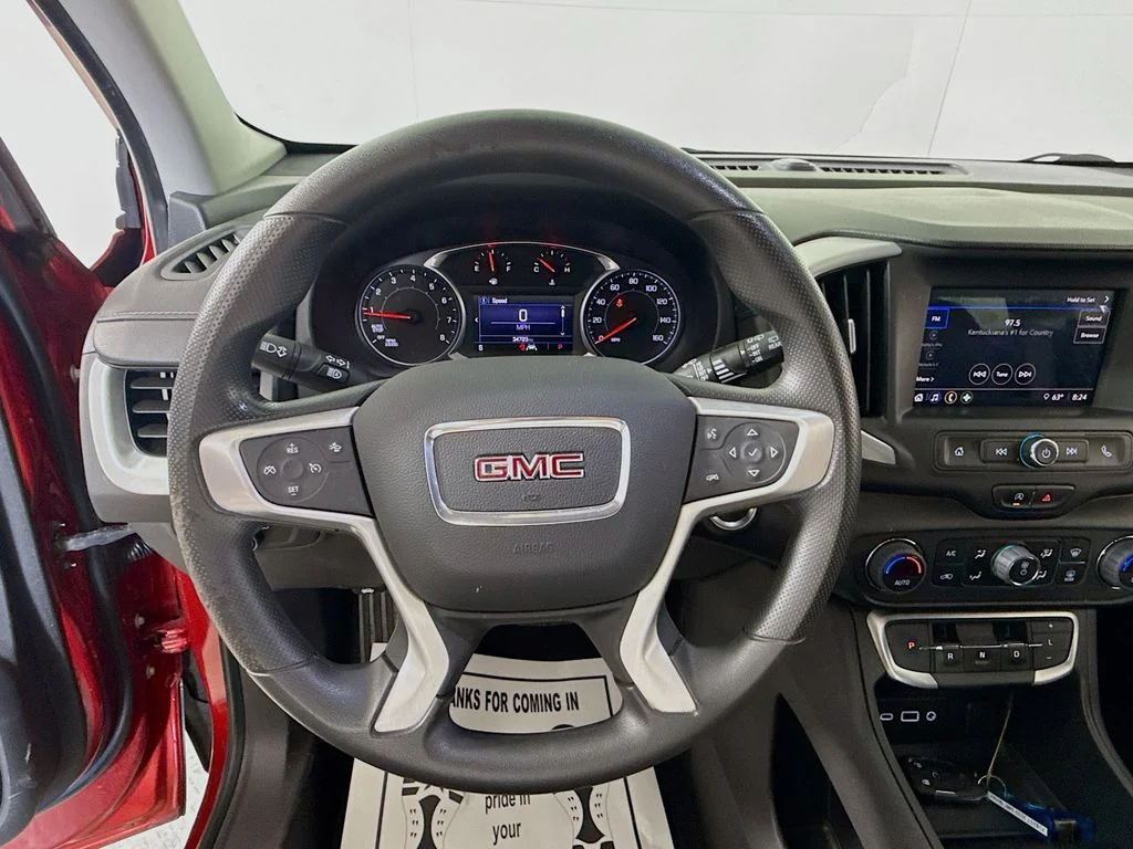 Used 2022 Cayenne Red Tintcoat GMC SLE image 16