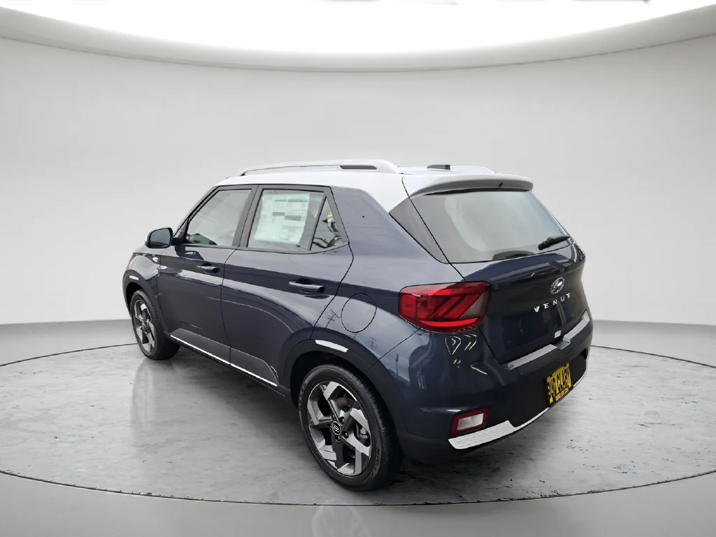 New 2026 White Hyundai SEL image 7