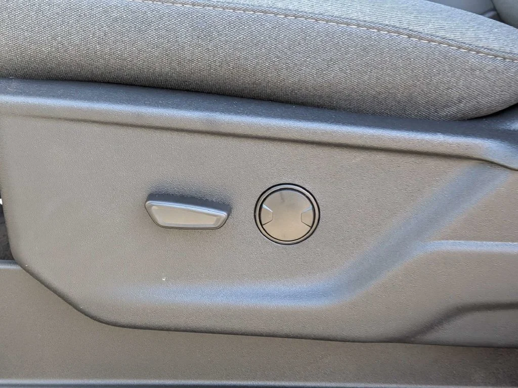 New 2027 Carbonized Gray Metallic Ford F-250® XLT image 16