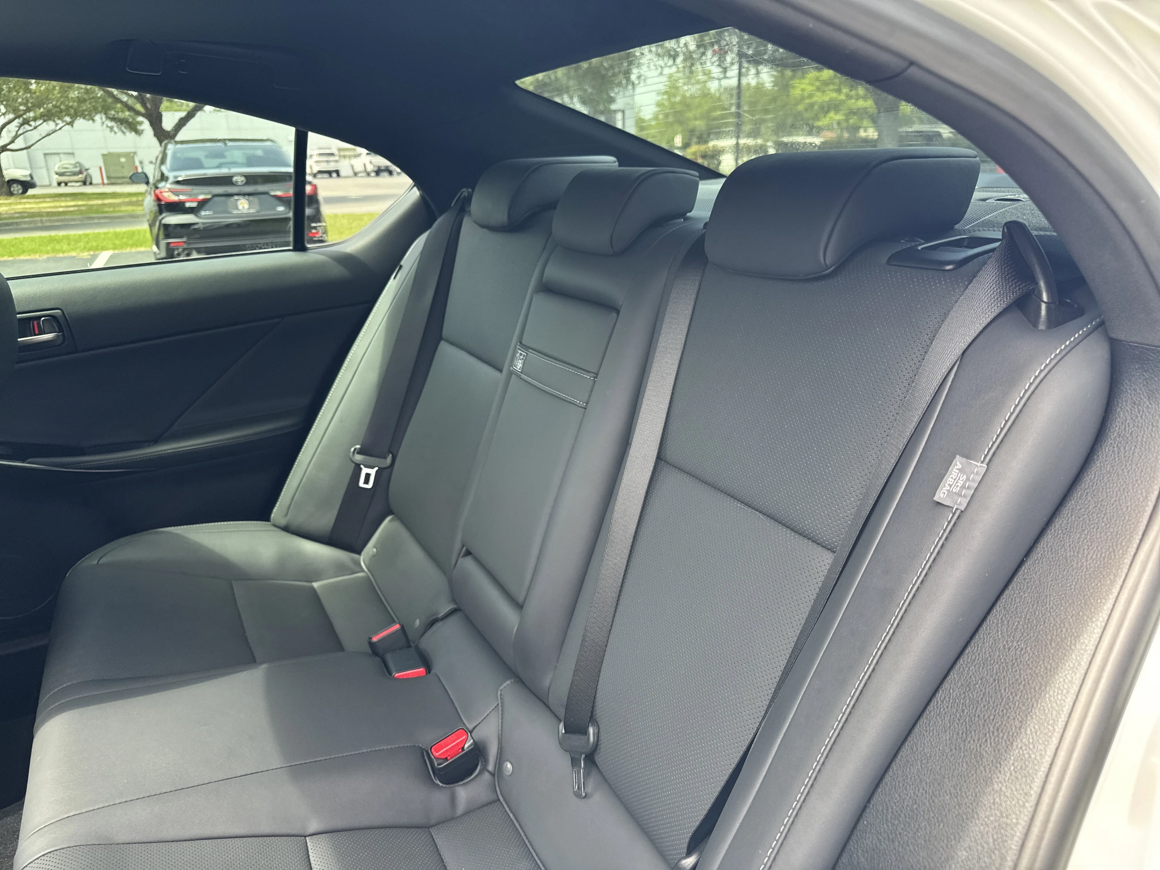 Used 2025 White Pearl Lexus 300 image 26