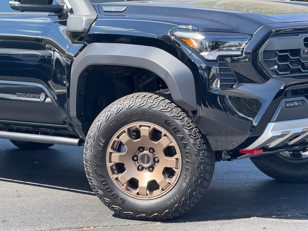 2025 Toyota Tacoma Trailhunter - Photo 3