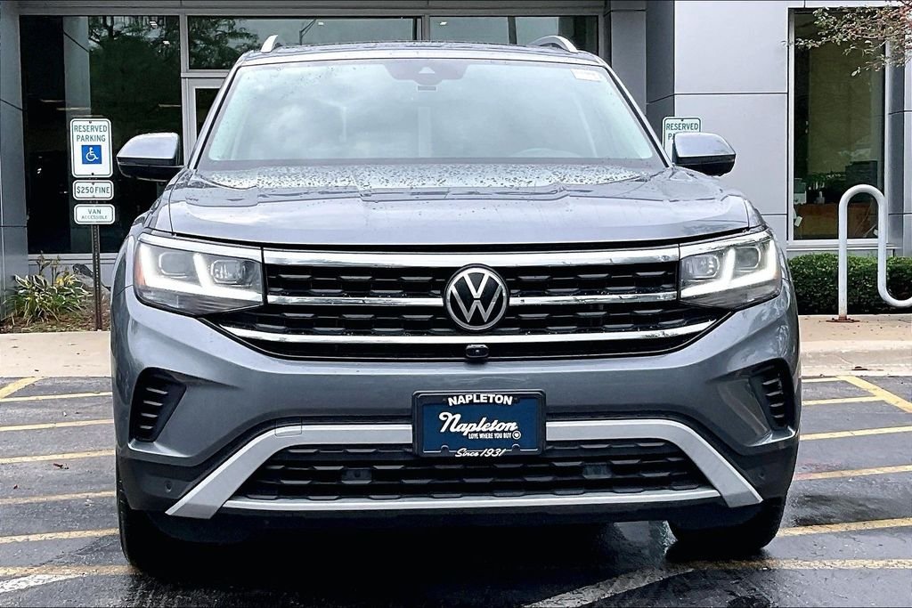 Used 2021 Gray Volkswagen SEL Premium image 2