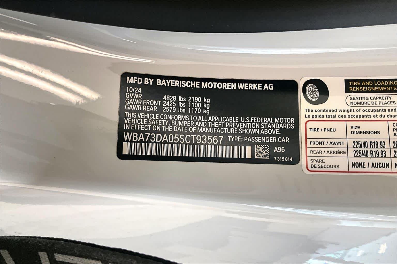 Used 2025 Mineral White Metallic BMW M440i image 30
