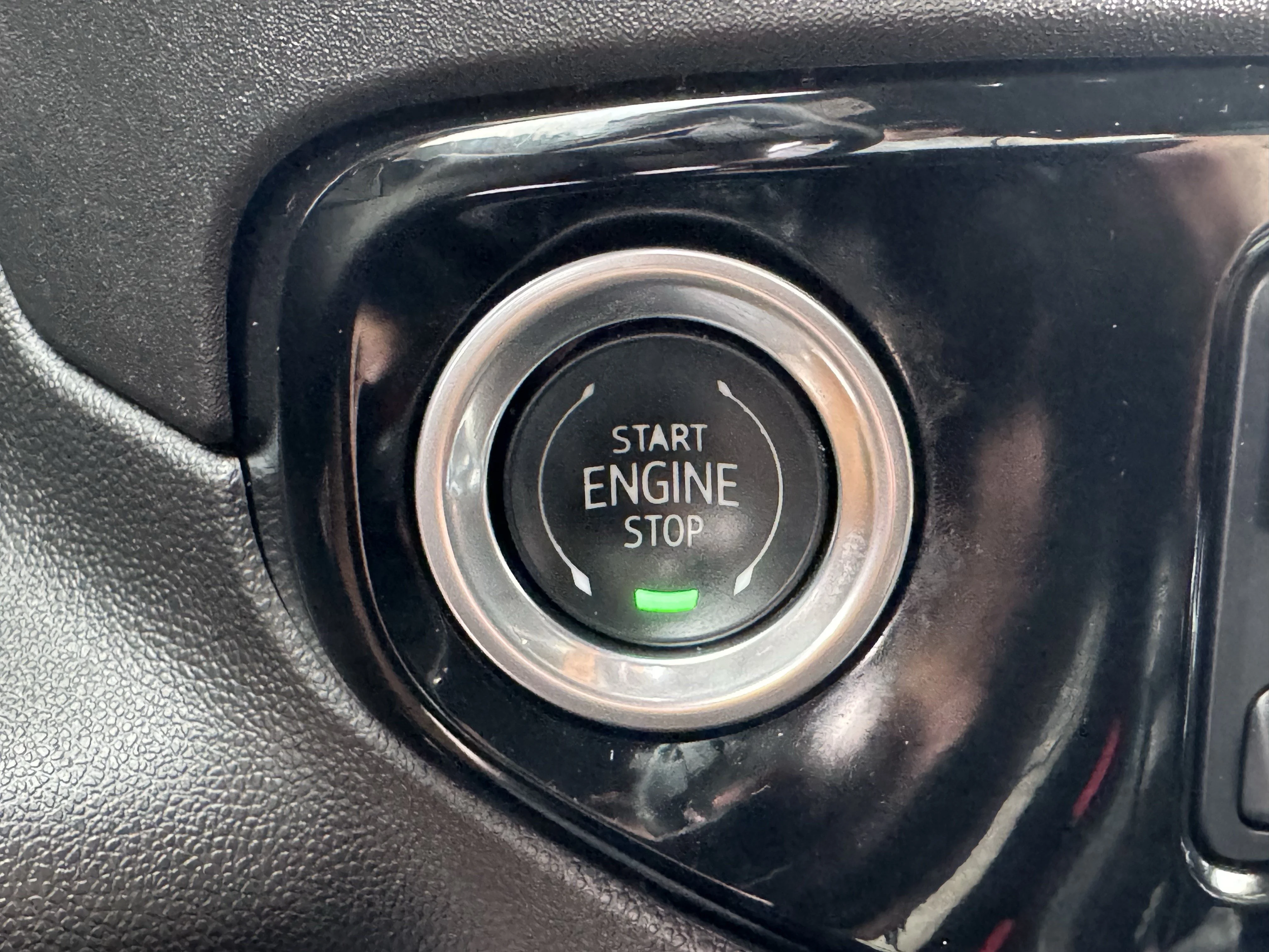 Used 2025 Black Chevrolet High Country image 19