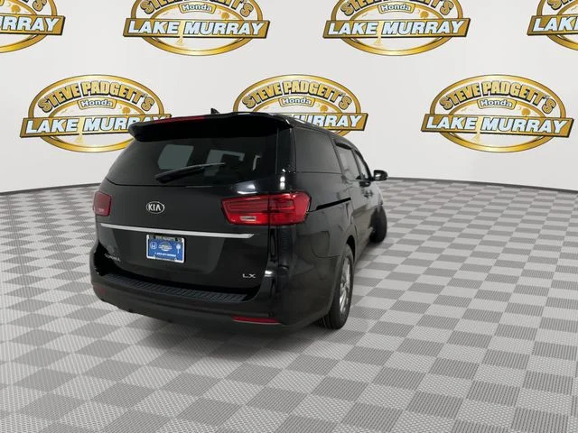 Used 2020 Kia Sedona LX with VIN KNDMB5C11L6587422 for sale in Irmo, SC
