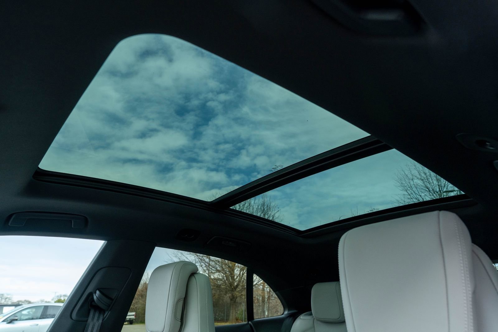 2025 Porsche Macan S - Photo 29