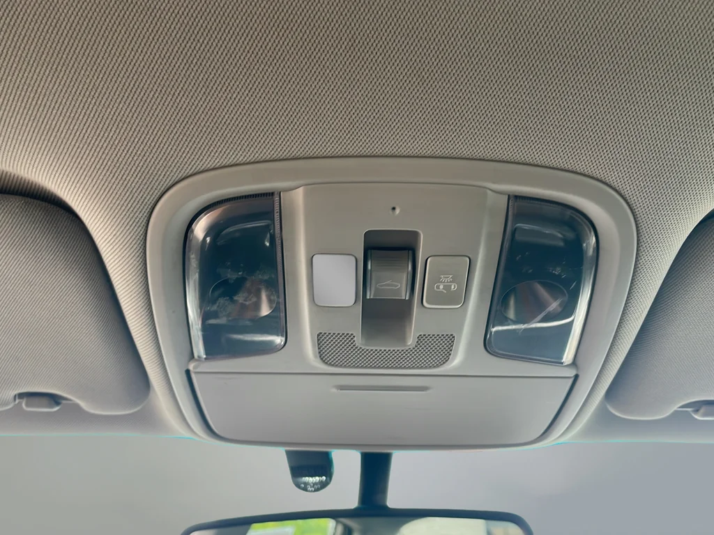 Used 2016 Gray Kia EX image 27