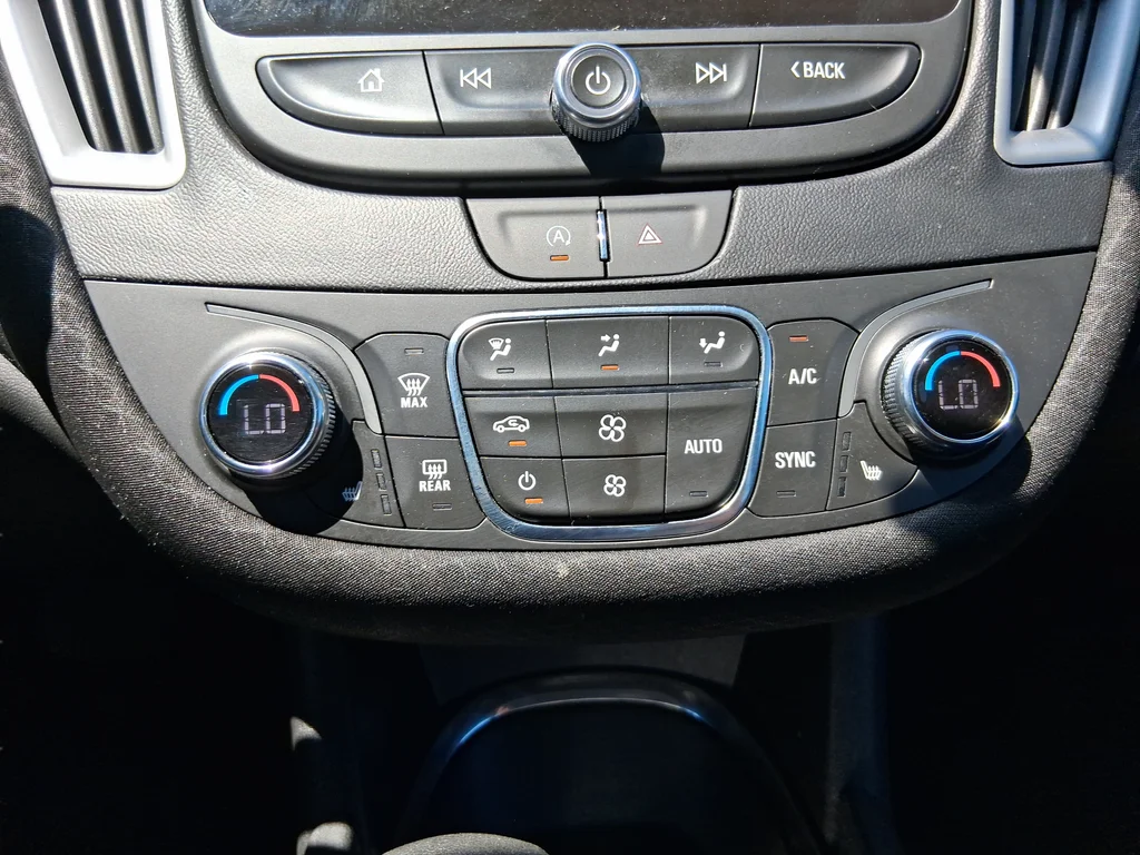 Used 2024 Gray Chevrolet LT image 21