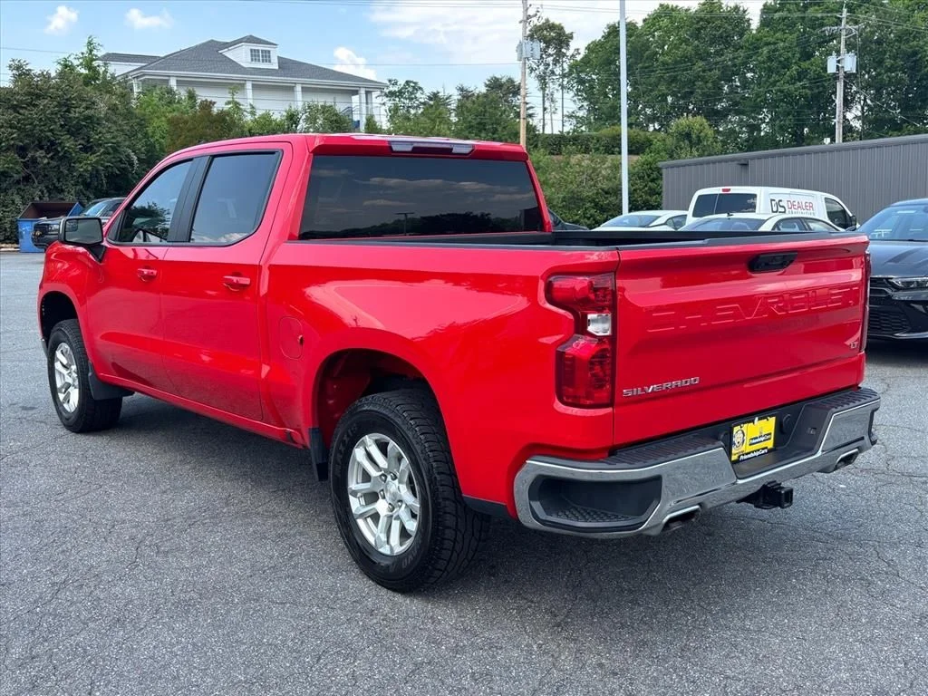 Used 2024 Red Chevrolet LT image 24