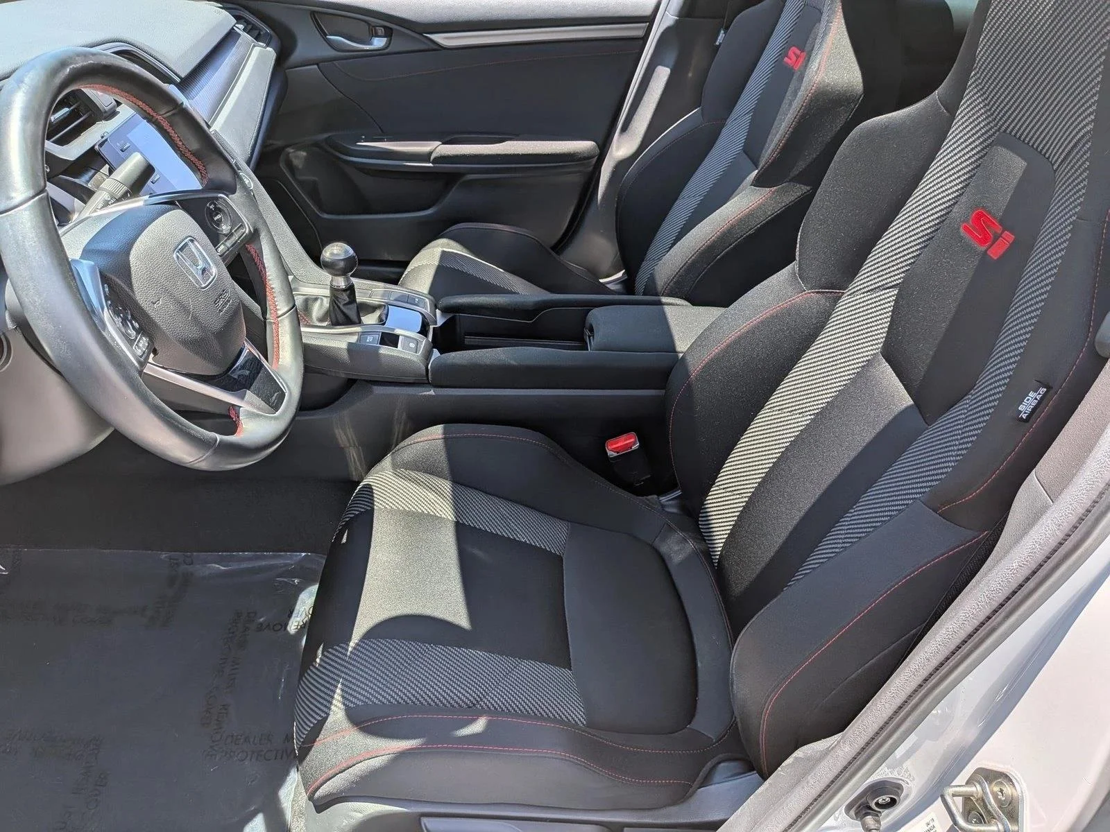 Used 2019 Platinum White Pearl Honda  image 17