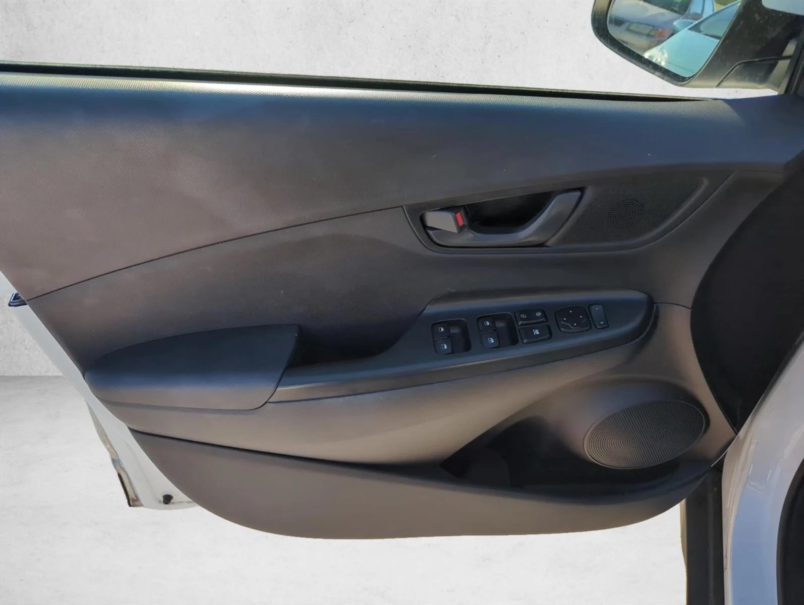 Used 2021 Lunar White Hyundai SEL image 11