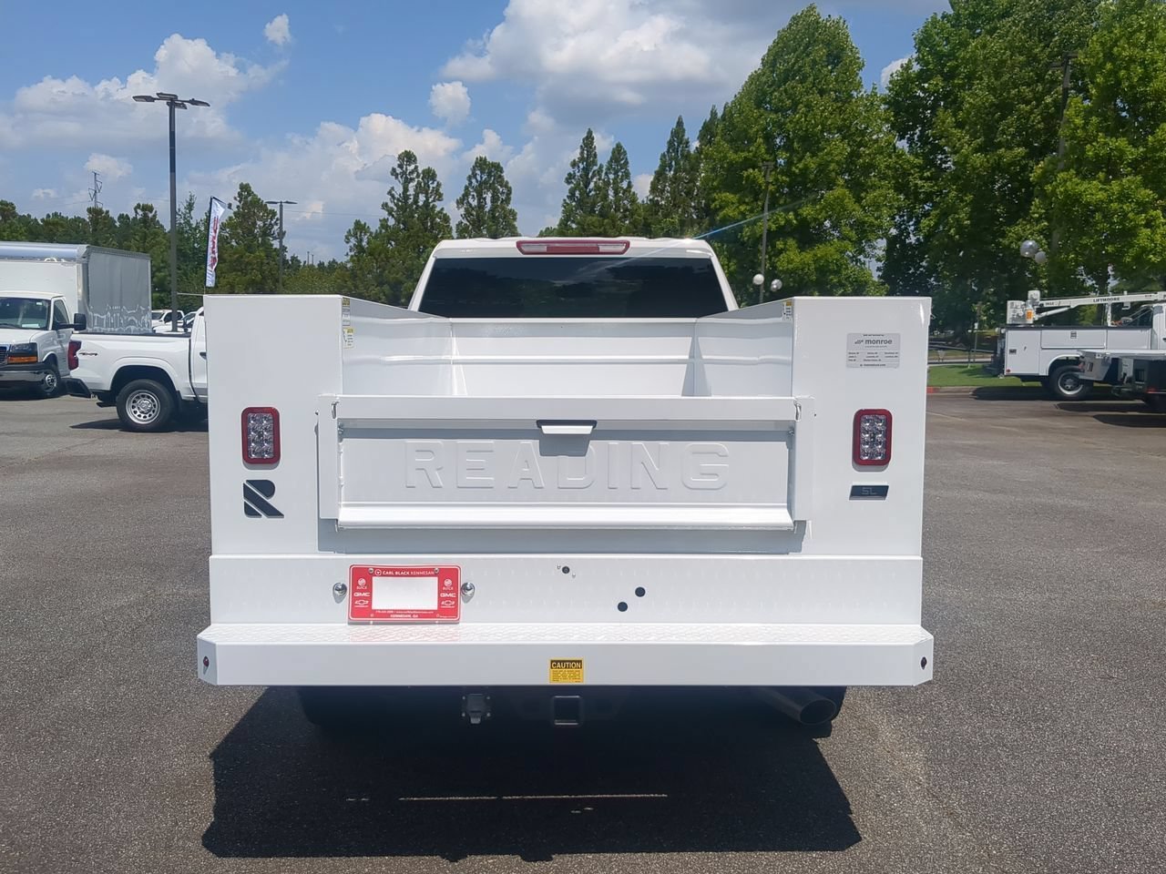 New 2026 Summit White GMC Pro image 7