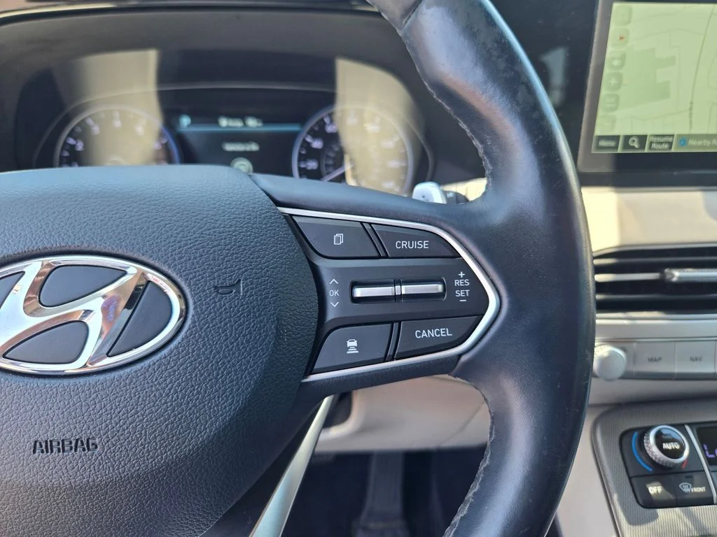 Used 2021 White Hyundai SEL image 24