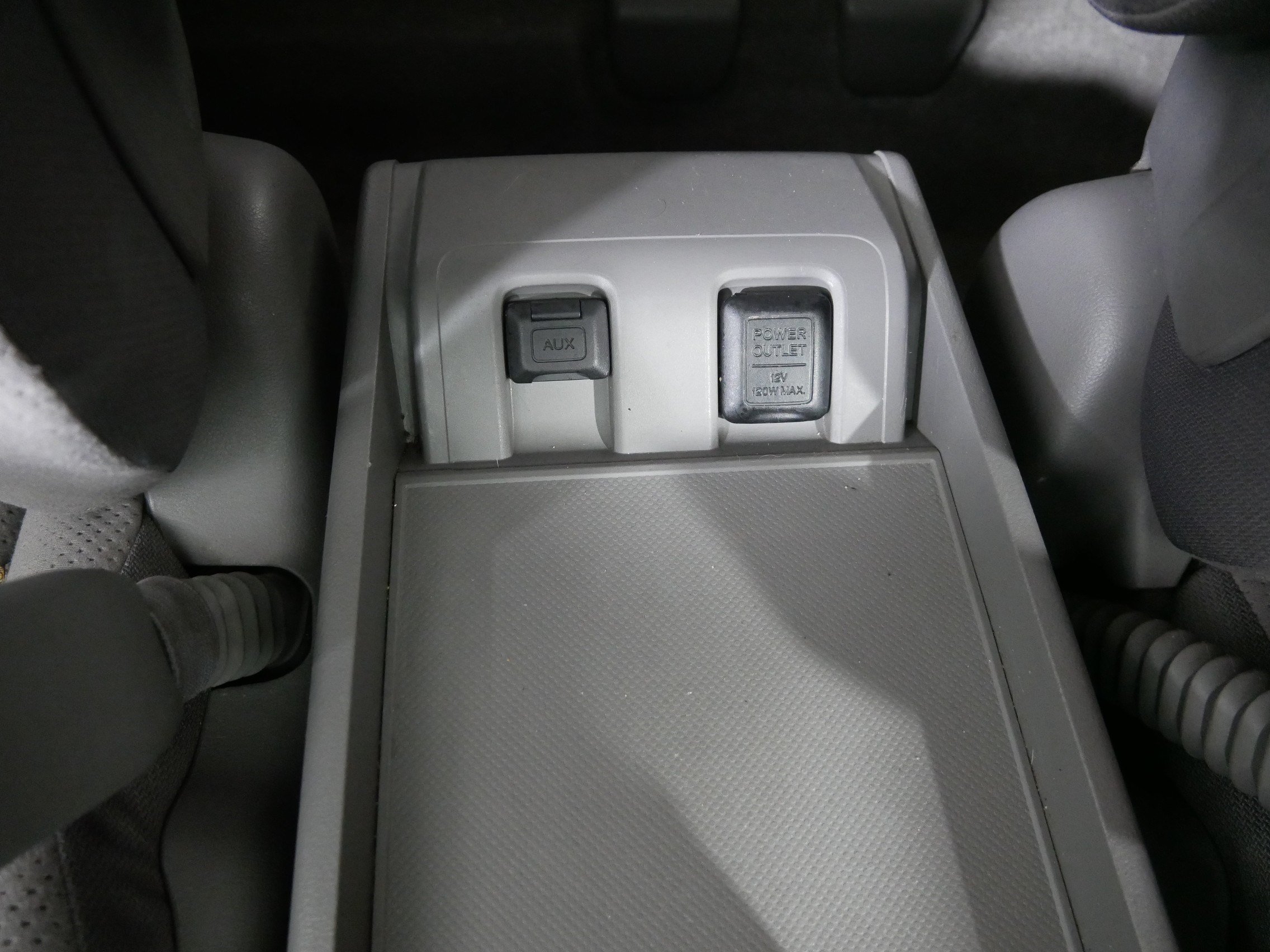 Used 2011 White Honda EX image 30