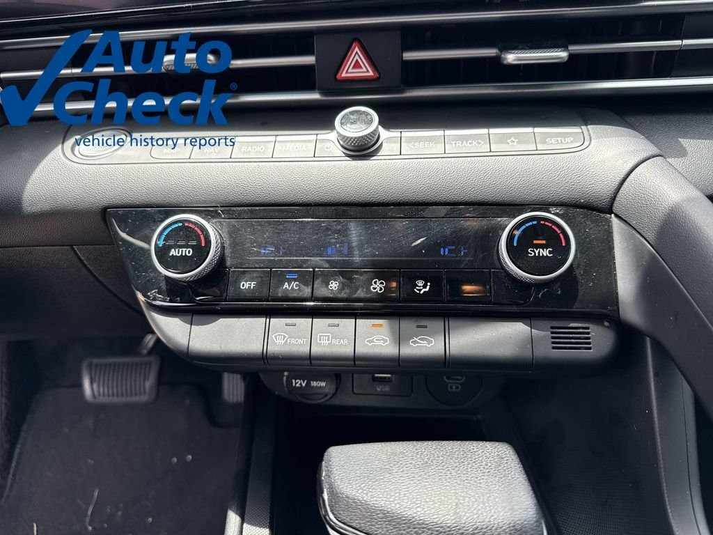 2024 Hyundai Elantra SEL - Photo 16