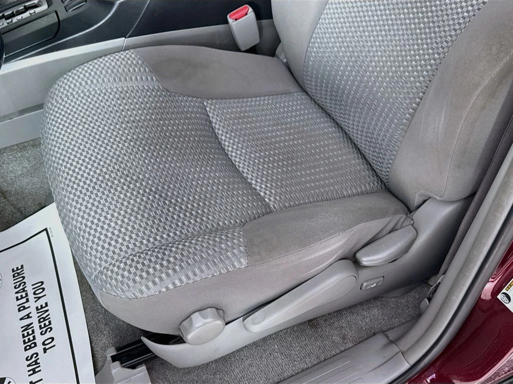 Used 2007 Salsa Red Pearl Toyota SR5 image 21