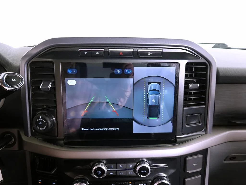 Used 2024 Oxford White Ford XLT image 22