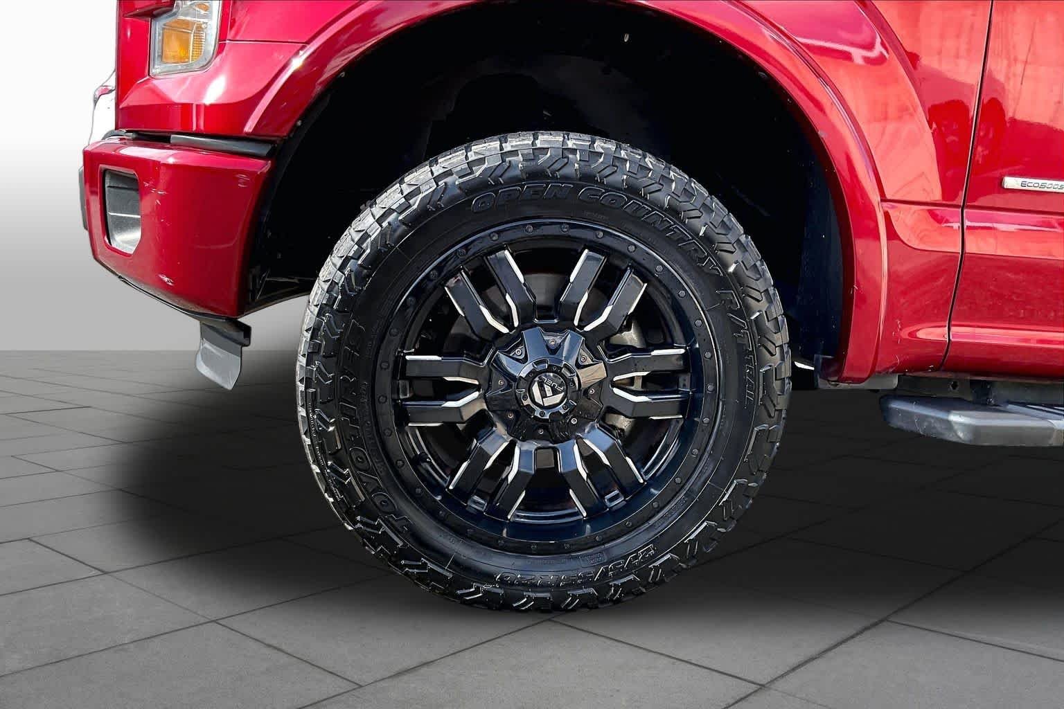 Used 2016 Ruby Red Metallic Tinted Clearcoat Ford XLT image 13
