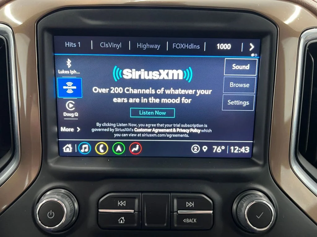 Used 2022 Northsky Blue Metallic Chevrolet High Country image 21
