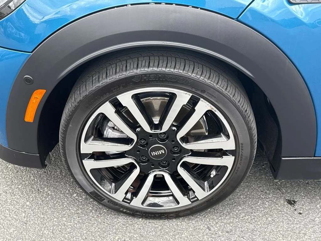 Used 2022 Blue MINI  image 7