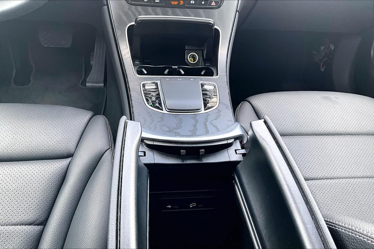 Used 2022 Black Mercedes-Benz GLC 300 image 35