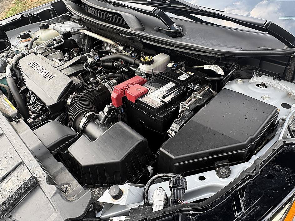 Used 2024 Brilliant Silver Metallic Nissan S image 26