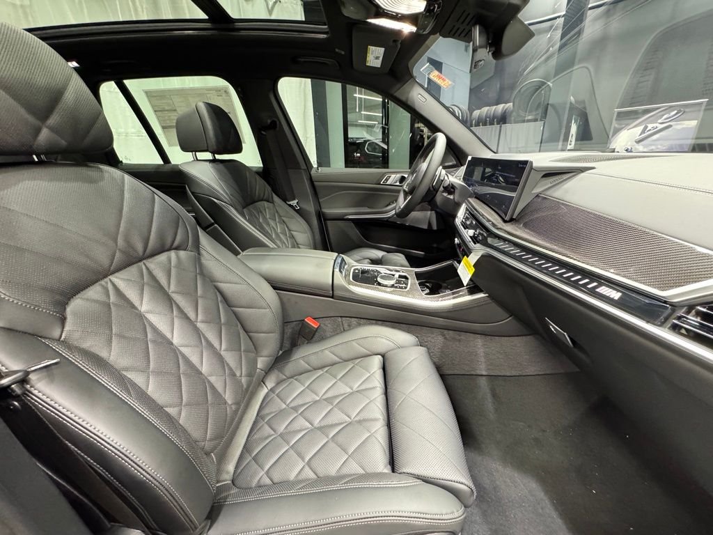 Used 2026 Brooklyn Grey Metallic BMW M60i image 26