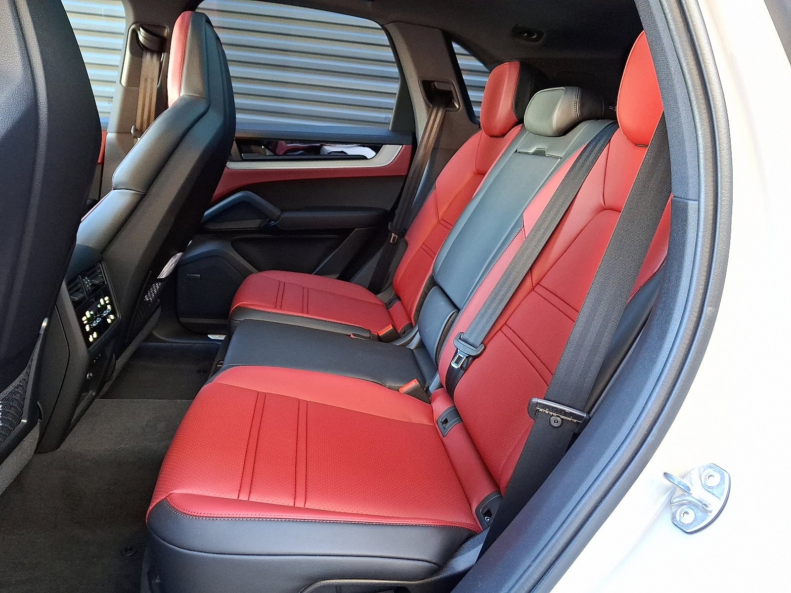 2026 Porsche Cayenne Base - Photo 14