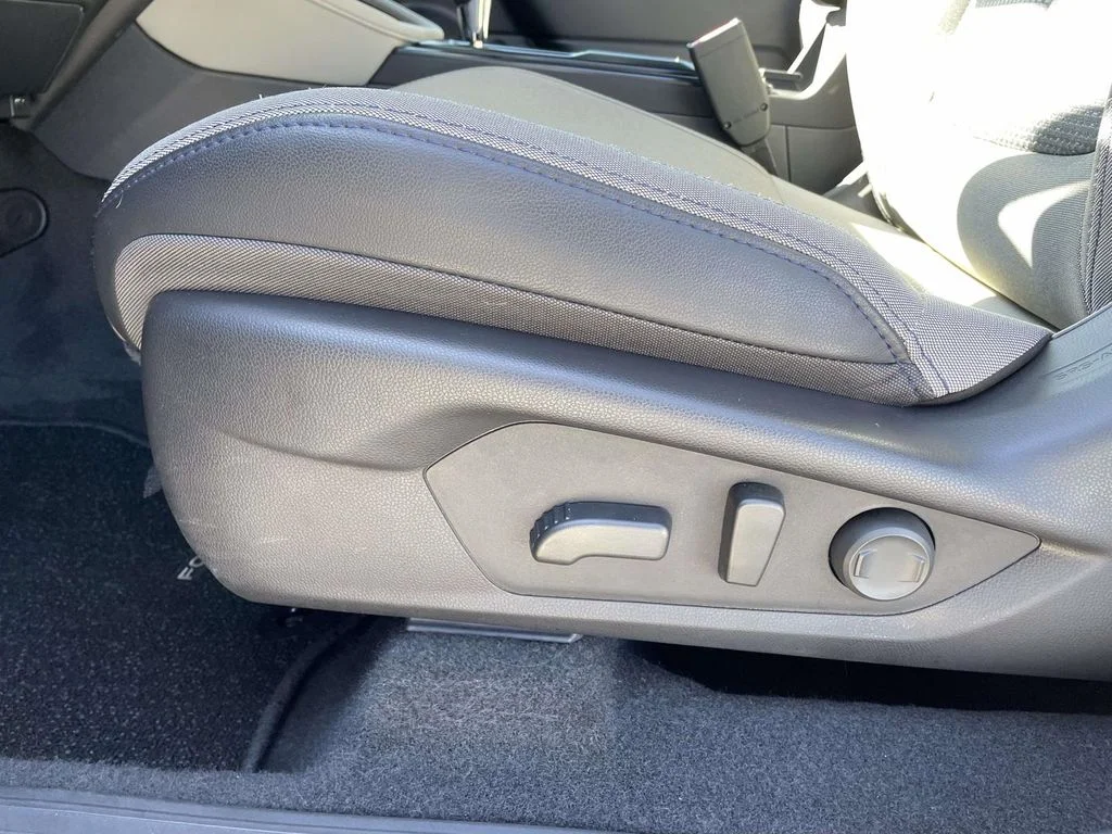 2026 Subaru Forester Premium - Photo 8
