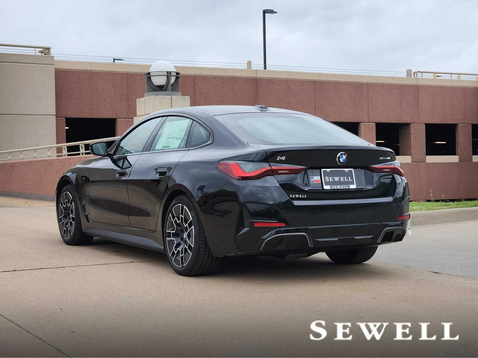 New 2026 Black Sapphire Metallic BMW eDrive40 image 3