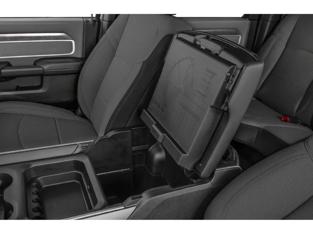 Used 2023 Blue Ram Laramie image 9
