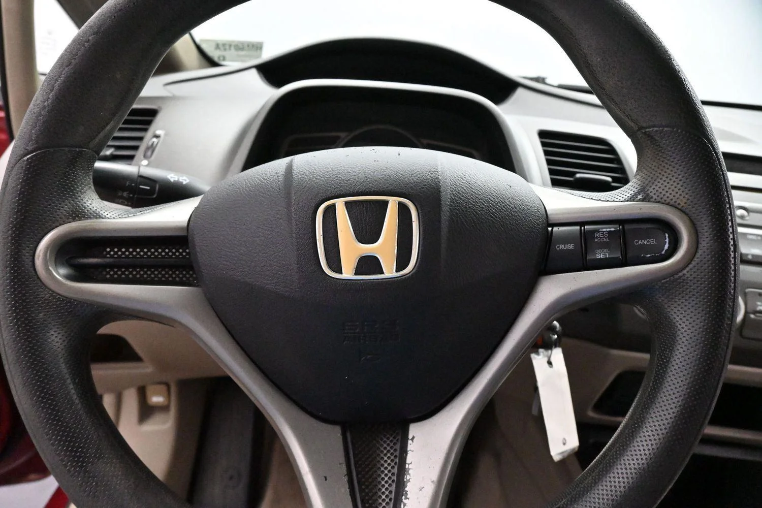 Used 2011 Tango Red Pearl Honda LX image 15
