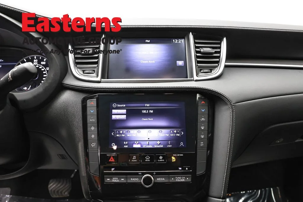 Used 2023 Black INFINITI PURE image 11