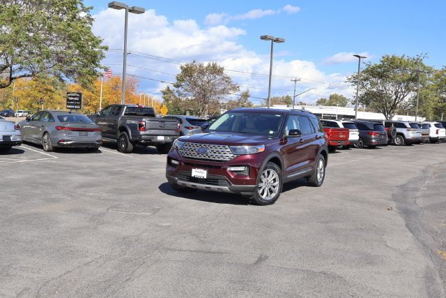 Used 2023 Red Ford Limited image 1