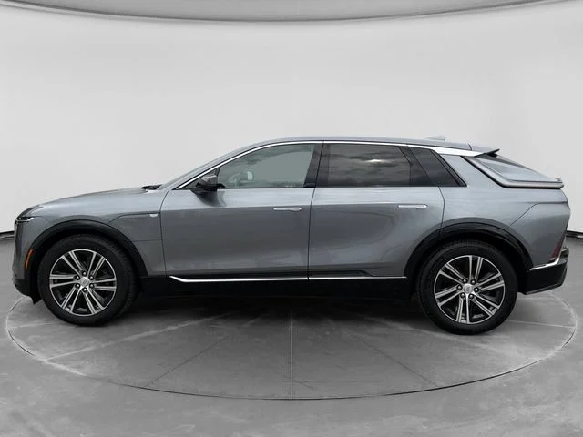 Used 2023 Gray Cadillac Luxury image 6
