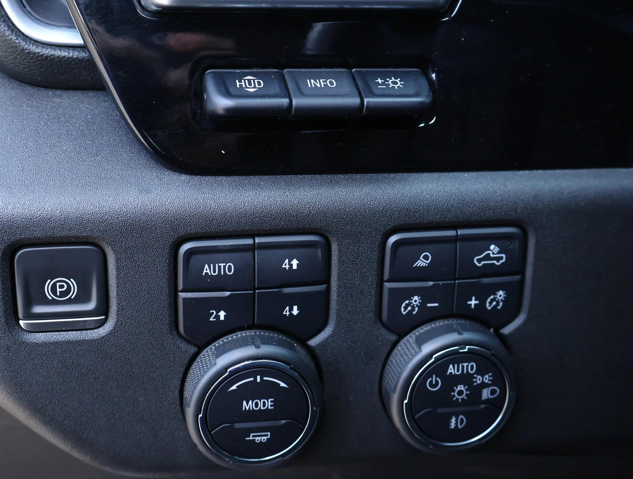 Used 2022 Black Chevrolet LTZ image 14