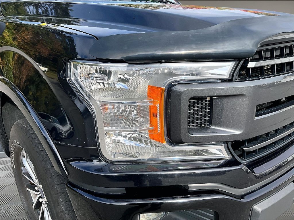Used 2020 Black Ford XLT image 34