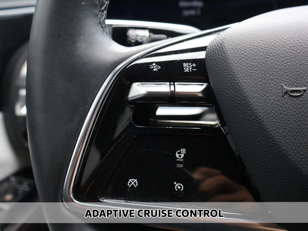 Used 2025 Black Cadillac Luxury image 4