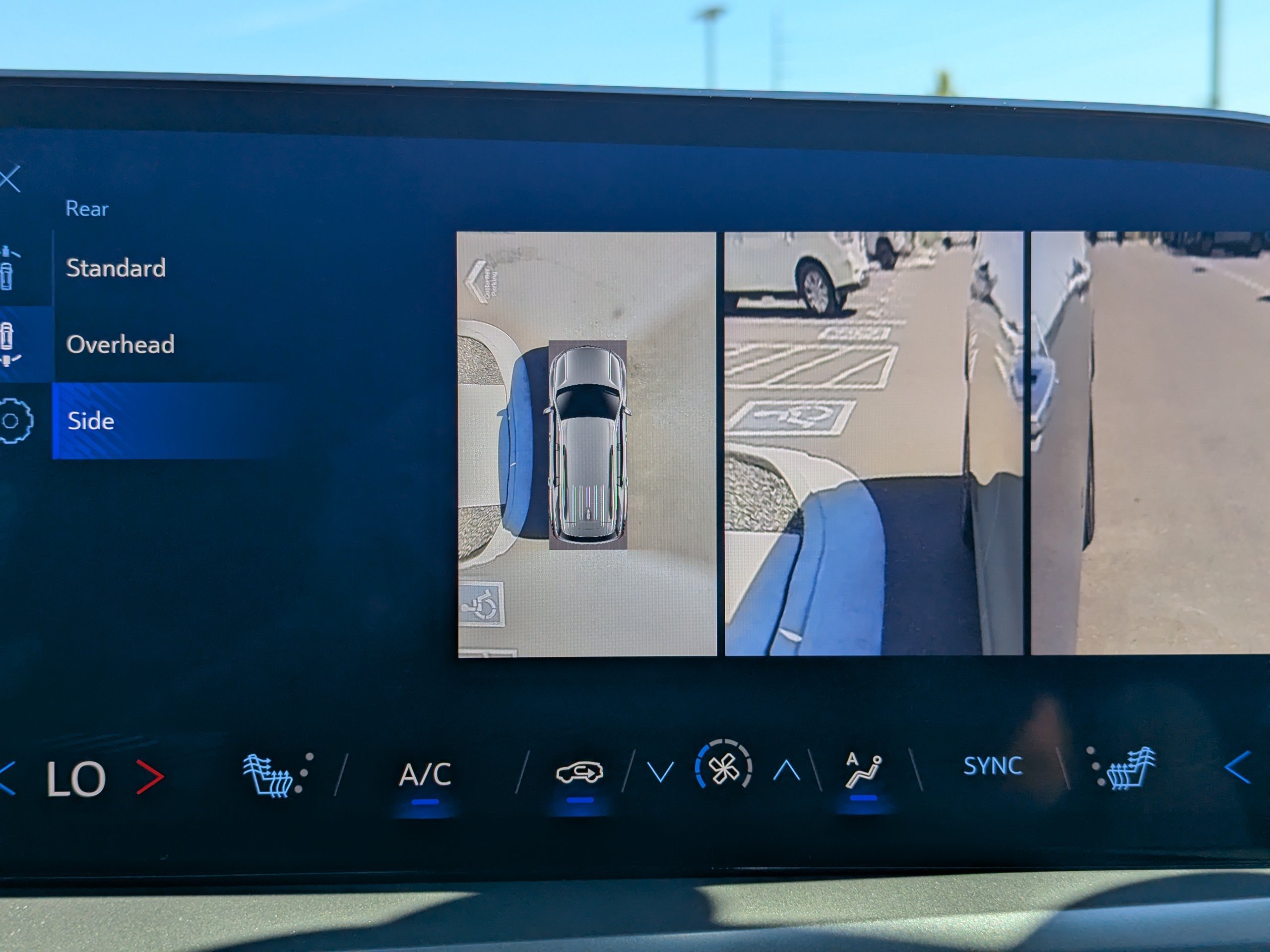 2024 Chevrolet Traverse 1LT - Photo 26