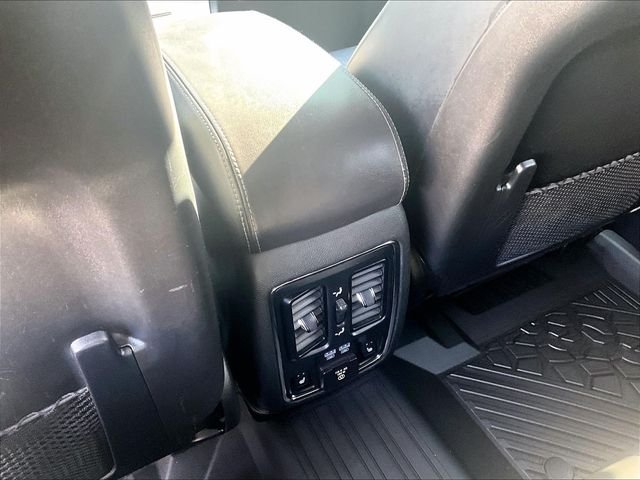 Used 2021 White Jeep Summit image 29