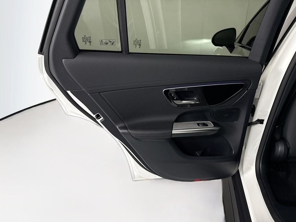 New 2026 Polar White Mercedes-Benz GLC 43 AMG® image 27