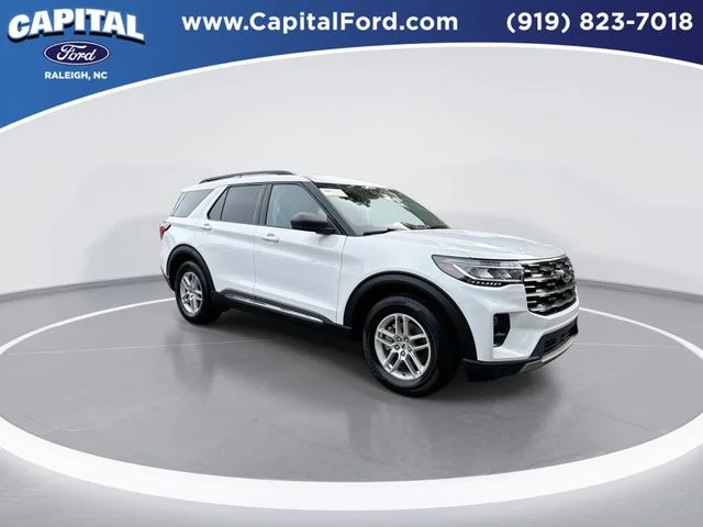 Used 2025 White Ford Active image 2