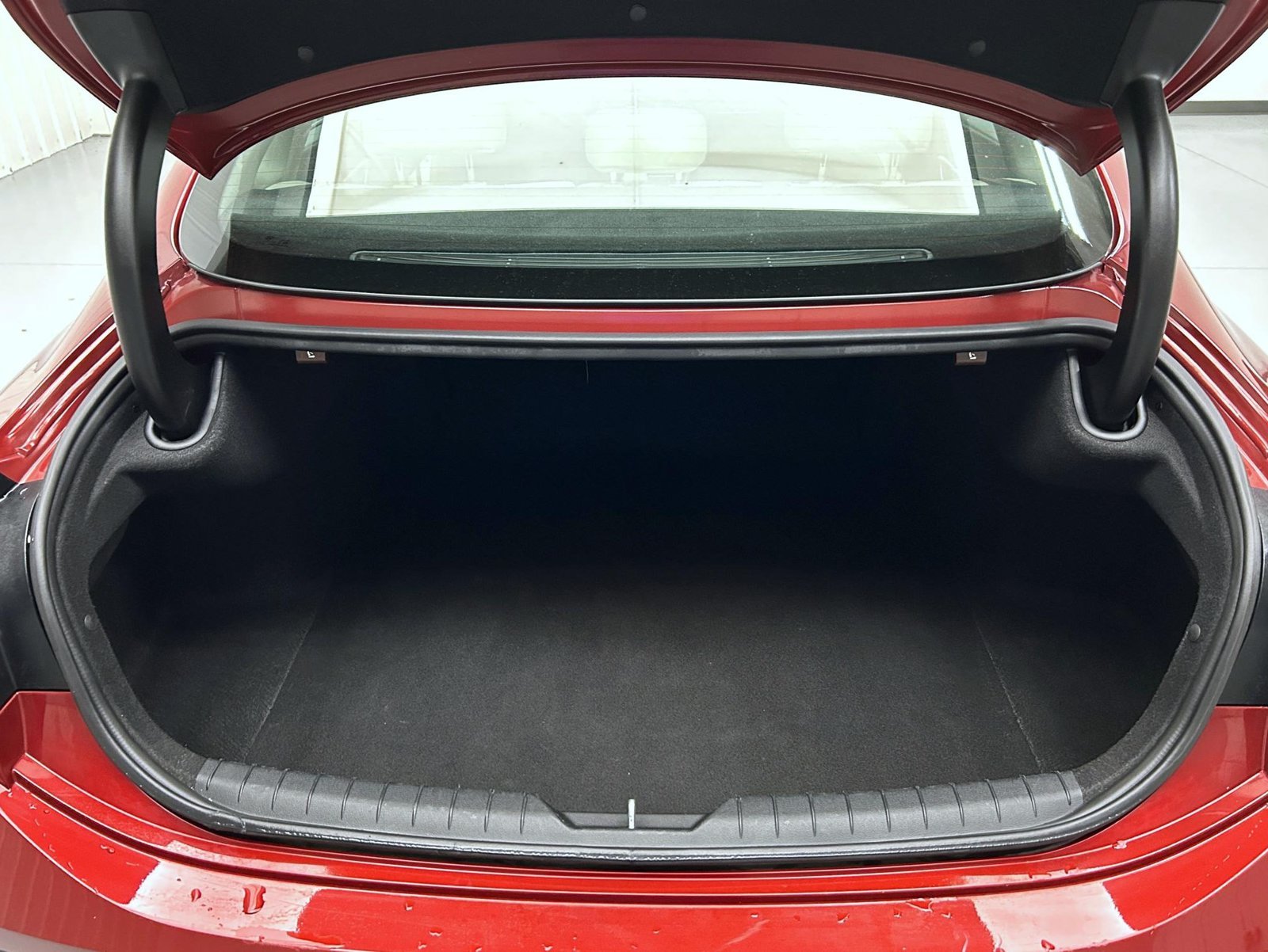 Used 2025 Red Hyundai SEL image 21