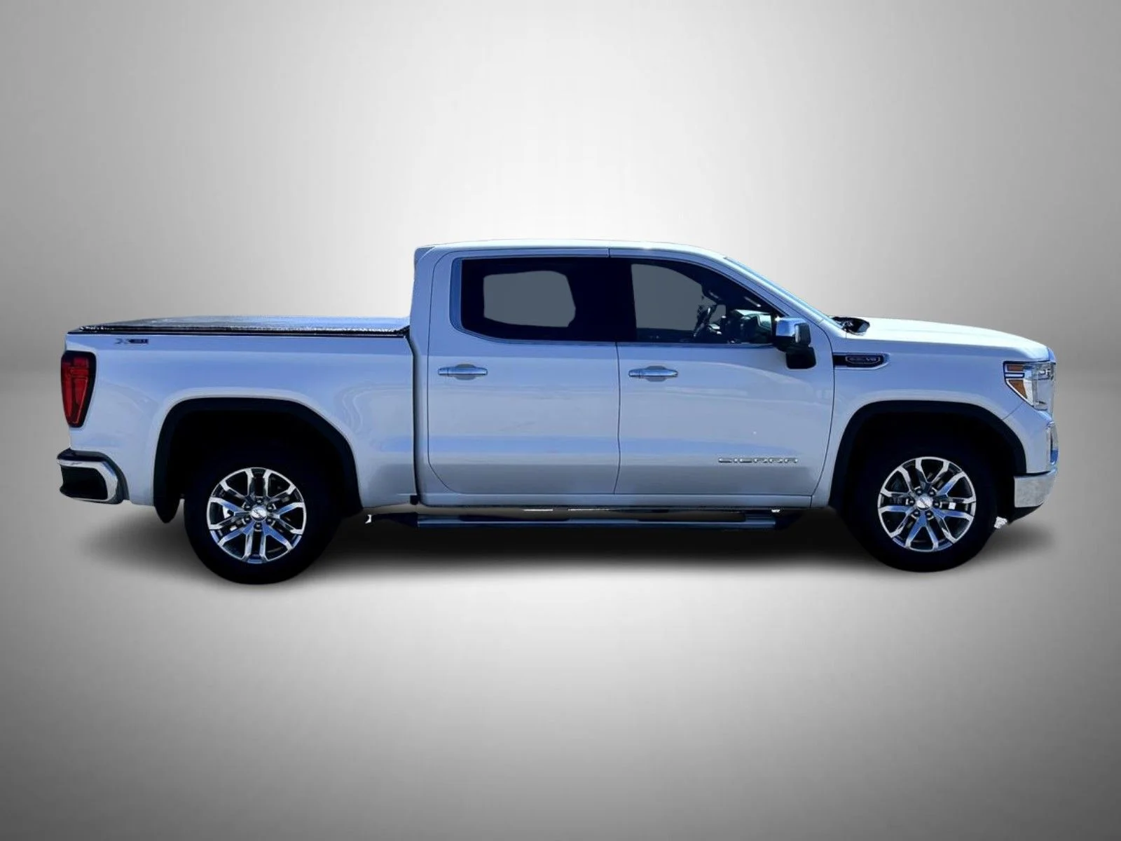 Certified Used 2022 White GMC SLT image 4